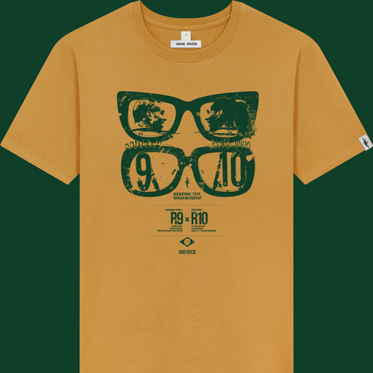 The Two Ronnies - Keeping the ‘Joga Bonito’ (T-Shirt)